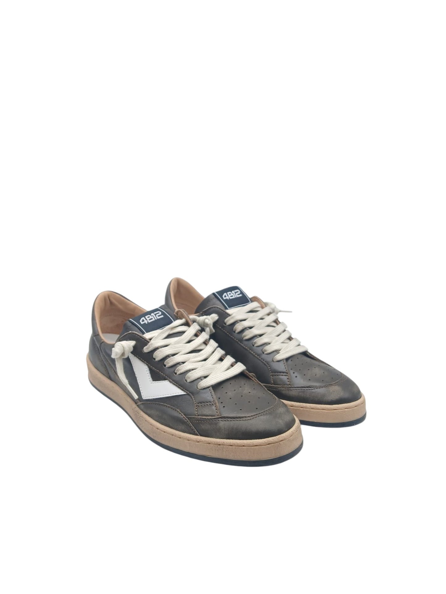 4B12 Play new taupe