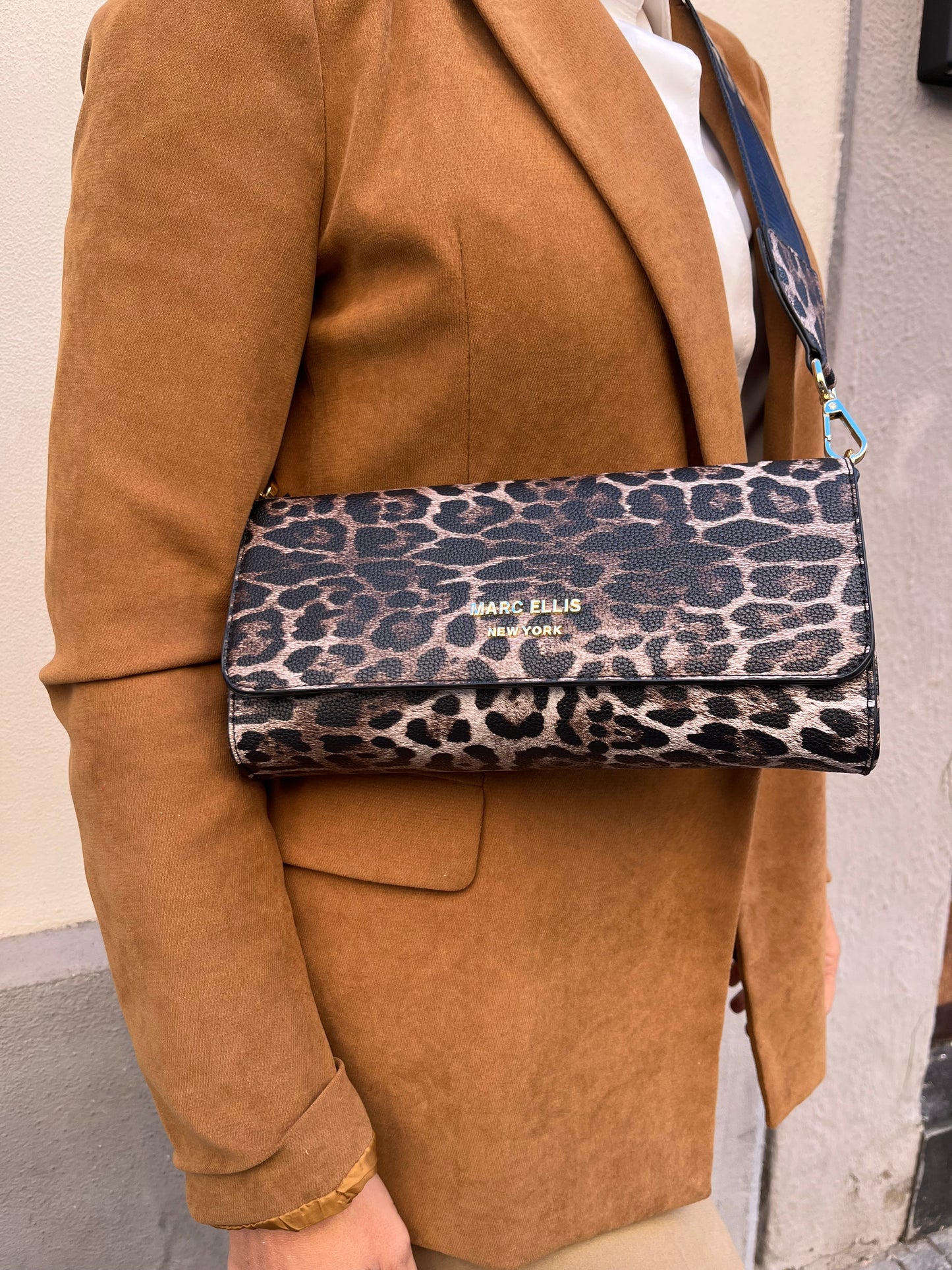 Marc Ellis Yelina leopardo
