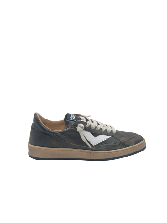 4B12 Play new taupe