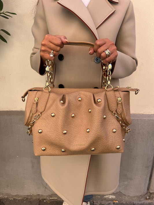 La carrie navajo shopper