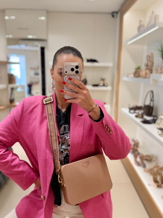 Marc Ellis flat flowe