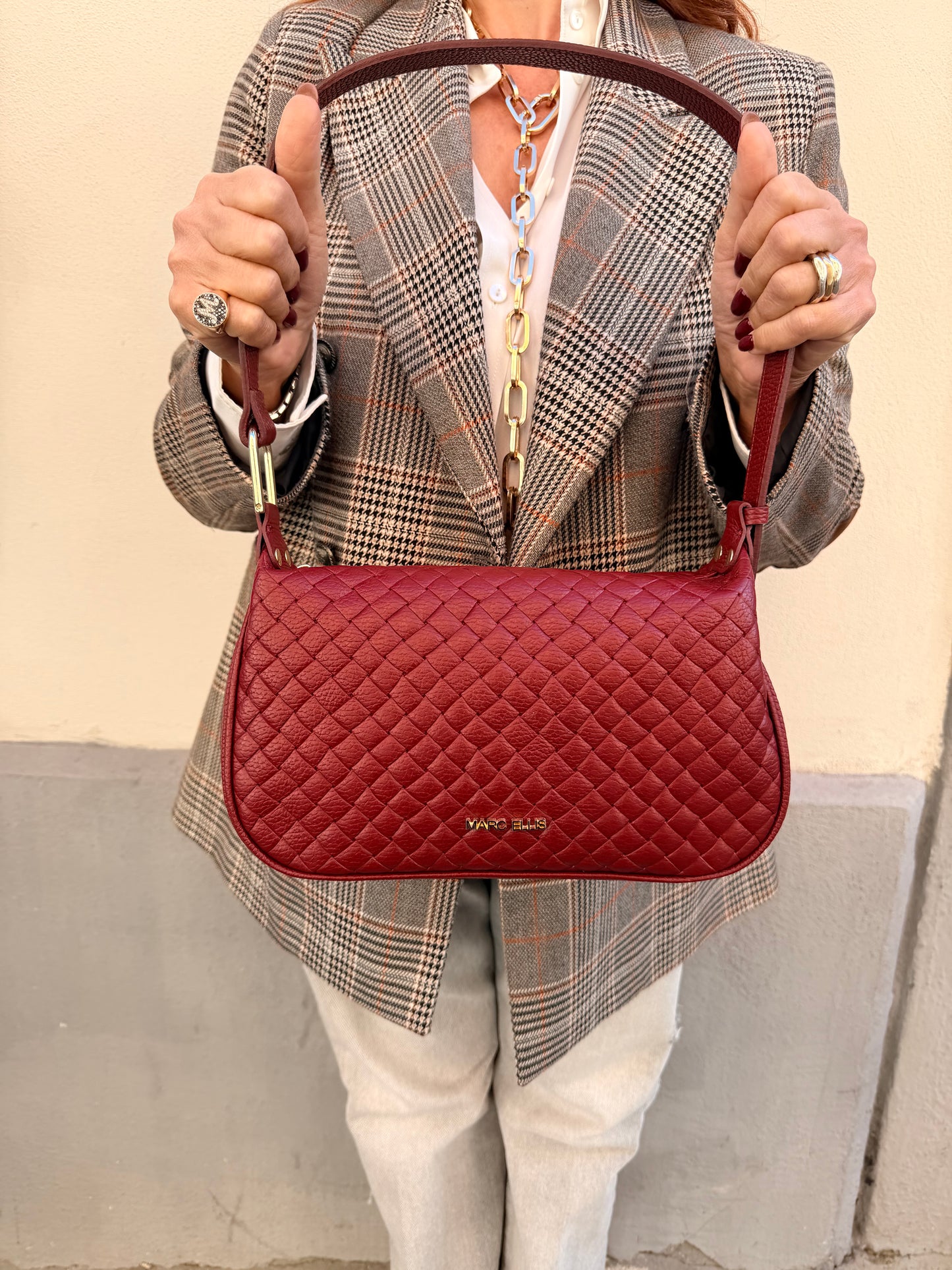 Marc Ellis mavira plot