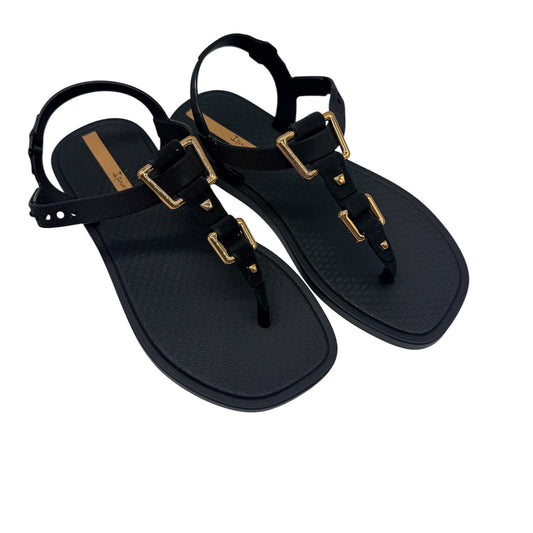 Ipanema class urbane black