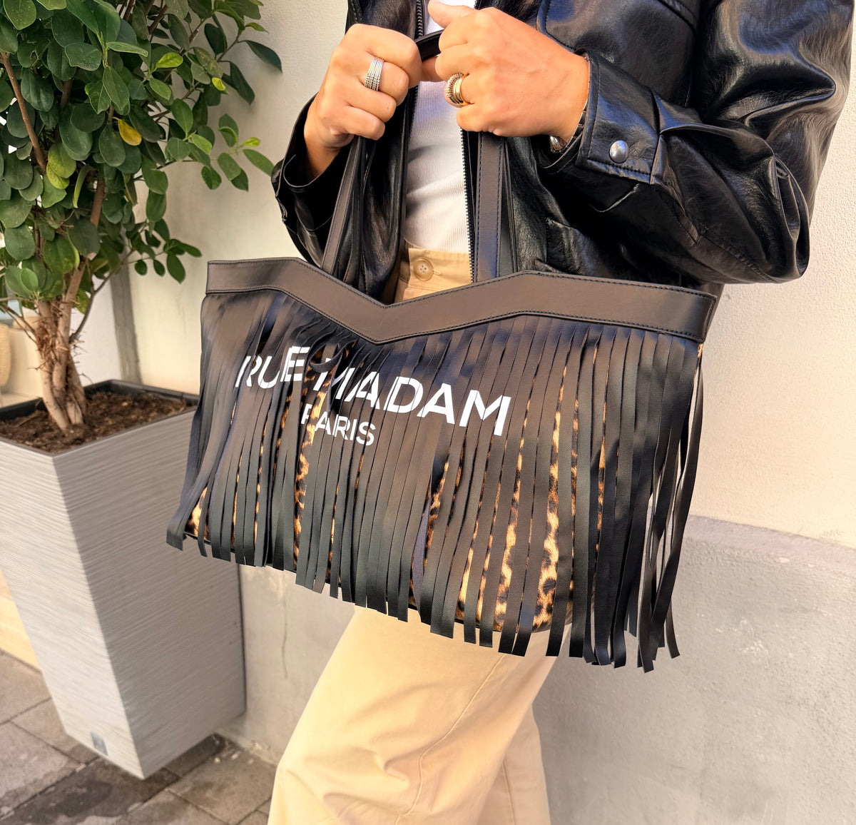 Rue madame Paris sauvage shopping