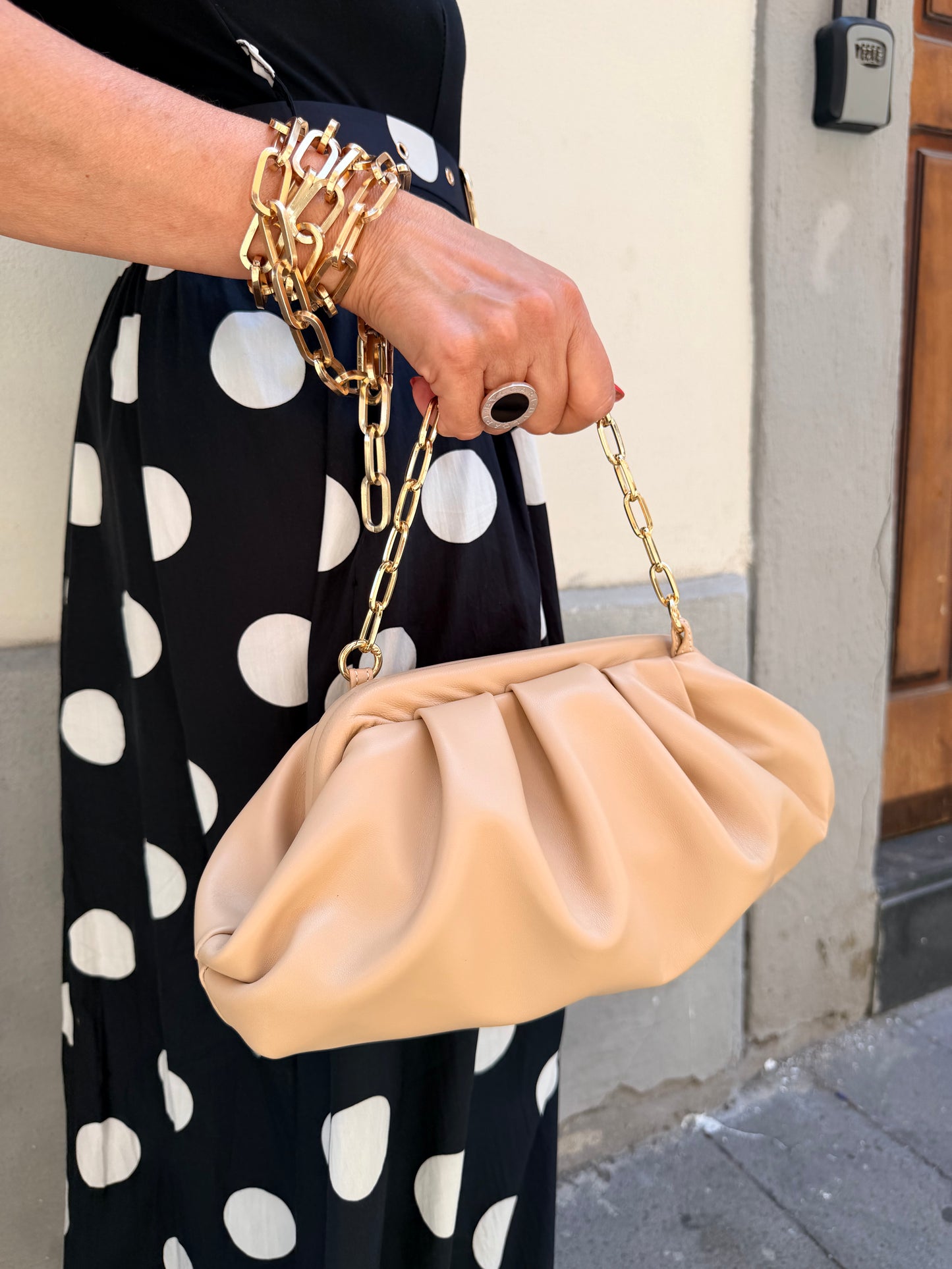 Clutch pelle nude
